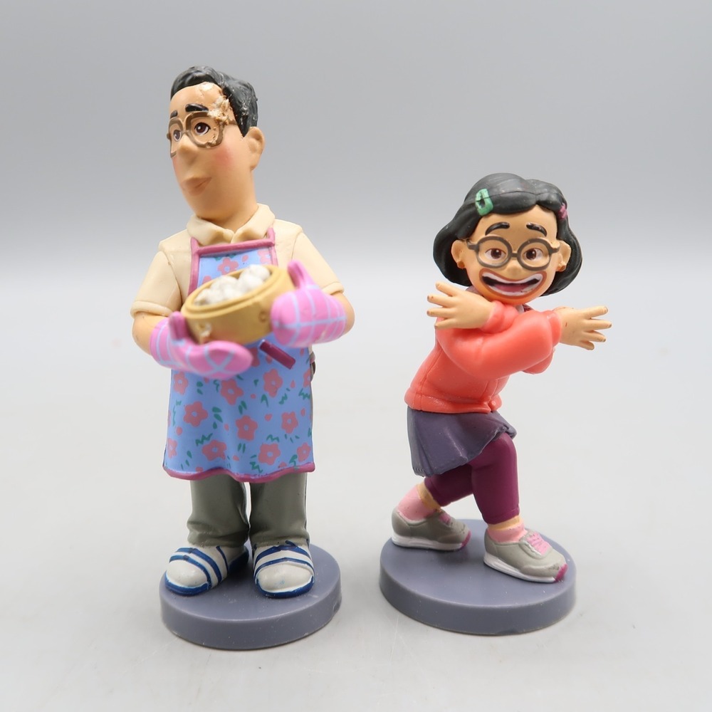 Disney Pixar Turning Red Jin Lee & Mei PVC Cake Topper Toy Figure